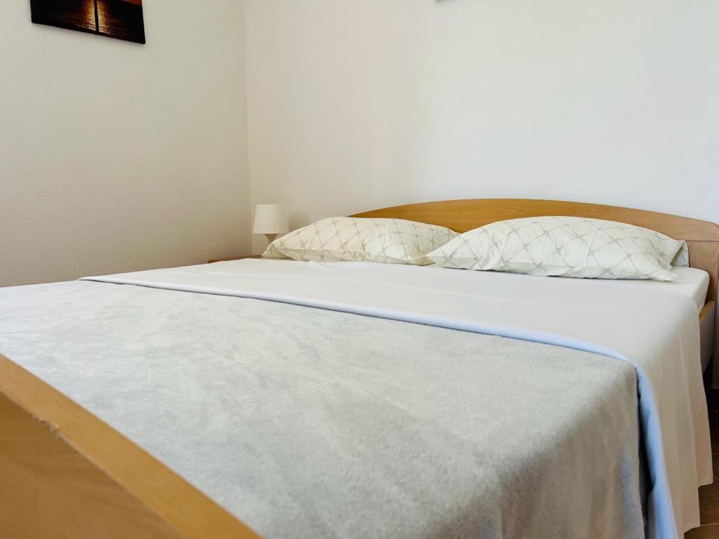 Apartments Adela Polje エクステリア 写真